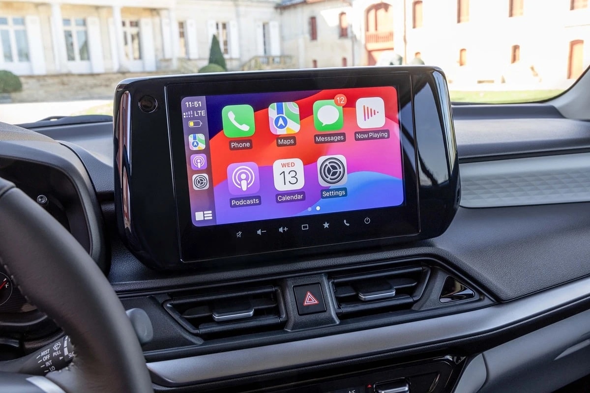 Suzuki Swift Blanche 2026 — écran tactile avec Apple CarPlay